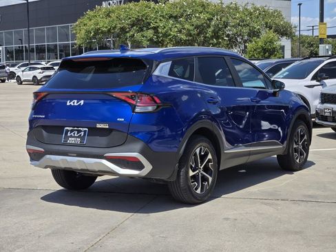 Used 2024 Kia Sportage EX AWD/4WD image 4