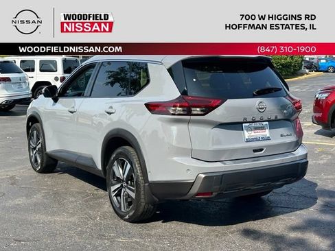 Certified 2025 Nissan Rogue SL w/ SL Premium Package AWD/4WD image 5