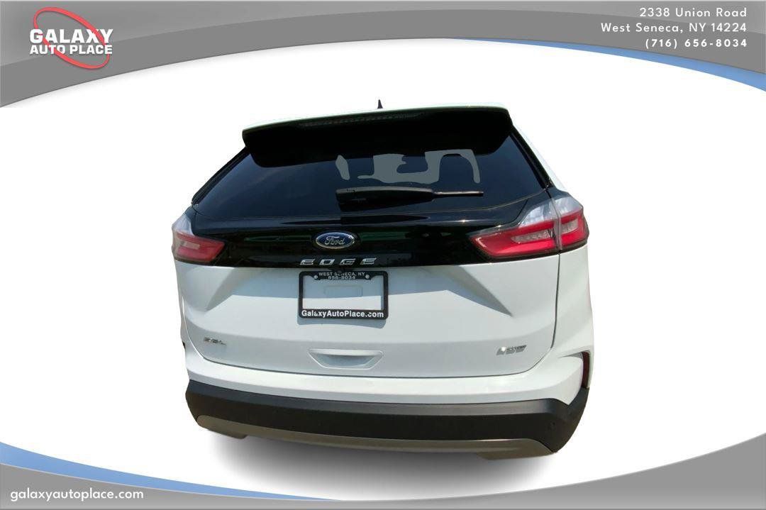 Used 2024 Ford Edge SEL AWD/4WD image 6