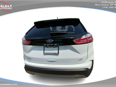 Used 2024 Ford Edge SEL AWD/4WD image 6