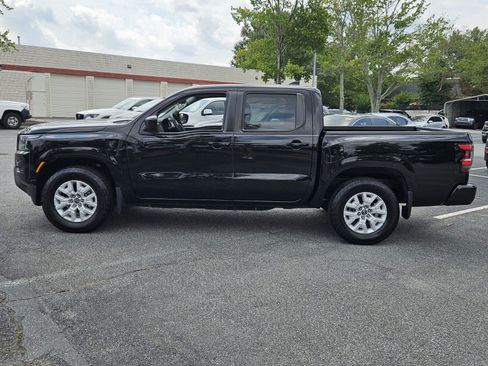 Used 2022 Nissan Frontier SV RWD image 8