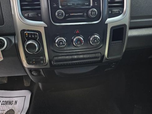 Used 2016 RAM 1500 Classic SLT AWD/4WD image 16