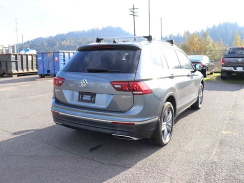 Used 2021 Volkswagen Tiguan SEL image 5