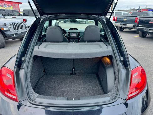 Used 2012 Volkswagen Beetle 2.0T image 11