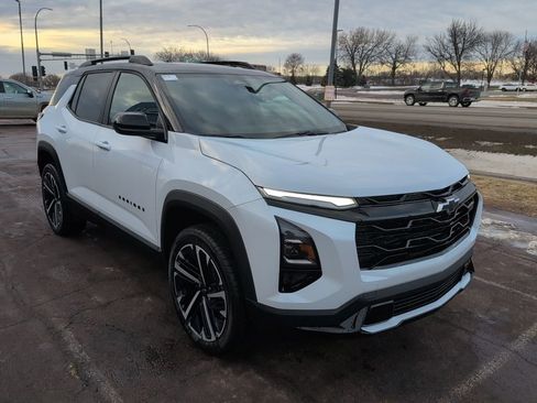 New 2026 Chevrolet Equinox RS w/ Convenience Package III image 7