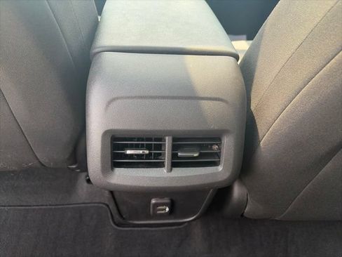 Used 2022 Chevrolet Equinox LT FWD image 13