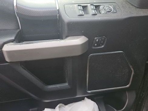 Used 2019 Ford F150 Lariat image 7