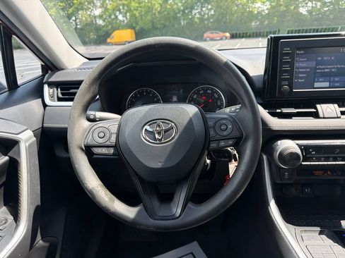 Used 2019 Toyota RAV4 LE w/ All Weather Liner Package AWD/4WD image 12