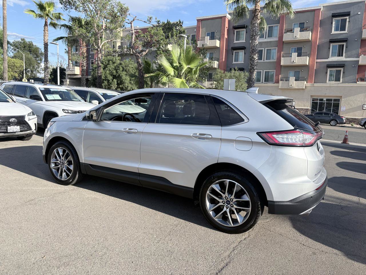 Used 2016 Ford Edge Titanium w/ Equipment Group 301A AWD/4WD image 10