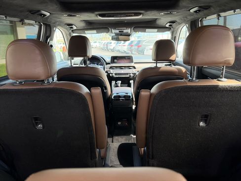 Used 2022 Kia Telluride SX w/ SX Prestige Package image 18