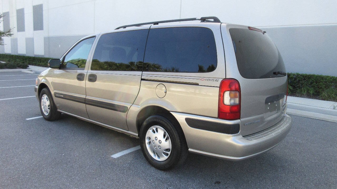 Used 2002 Chevrolet Venture Plus FWD image 3
