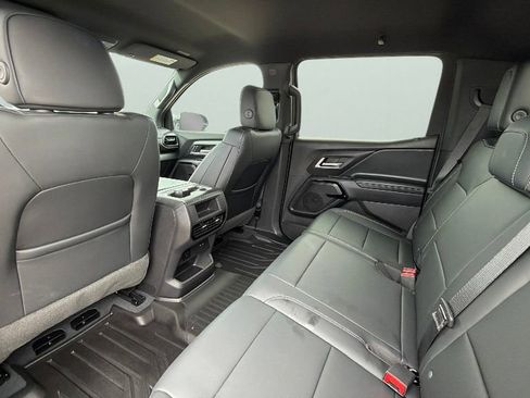 Certified 2026 Chevrolet Silverado EV LT AWD/4WD image 29