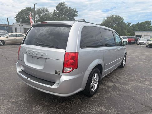 Used 2012 Dodge Grand Caravan SXT FWD image 5