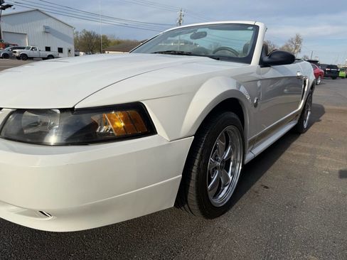 Used 2004 Ford Mustang Deluxe Convertible image 24