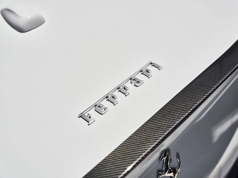 Used 2022 Ferrari Portofino M RWD image 13