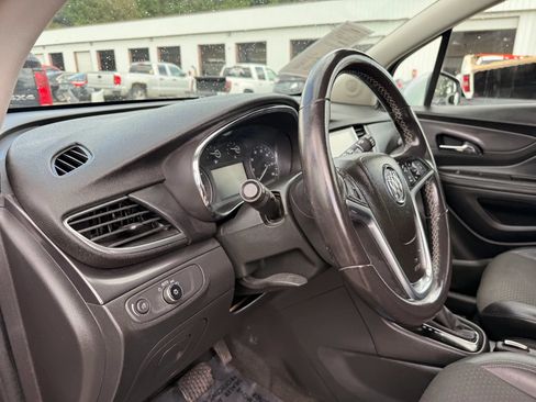 Used 2019 Buick Encore Preferred w/ Safety Package FWD image 17