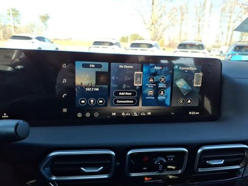 New 2026 Nissan Sentra SR image 12