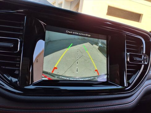 Used 2023 Dodge Durango GT image 23