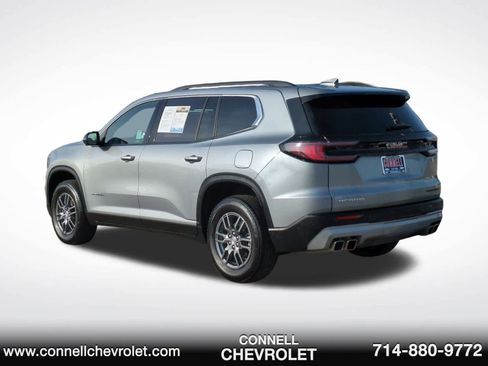 Used 2025 GMC Acadia Elevation image 7
