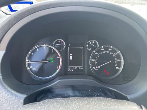 Used 2021 Lexus GX 460 Luxury w/ Accessory Package image 9