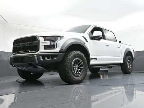 Used 2019 Ford F150 Raptor w/ Equipment Group 802A Luxury image 23