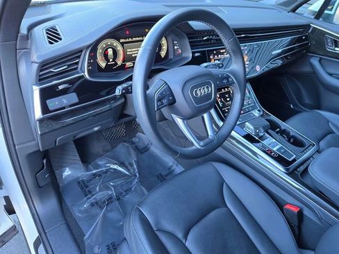 Used 2025 Audi Q7 3.0T Premium Plus image 18