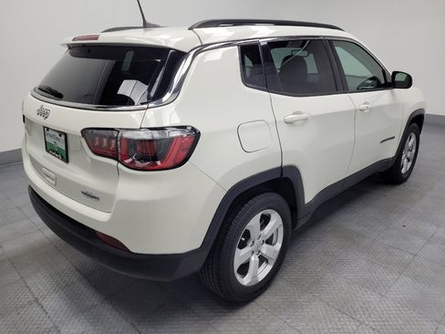 Used 2018 Jeep Compass Latitude w/ Popular Equipment Group FWD image 10