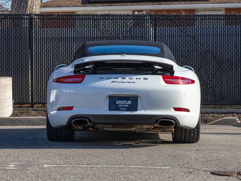 Used 2016 Porsche 911 Carrera image 32