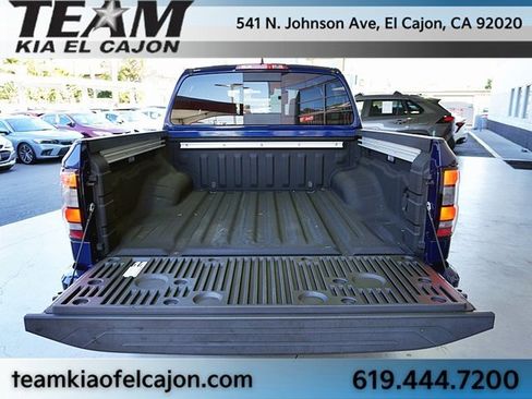 Used 2023 Nissan Frontier SV w/ SV Convenience Package image 13