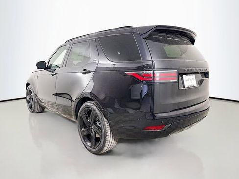 New 2026 Land Rover Discovery Dynamic SE image 7