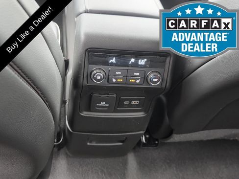 Used 2023 GMC Acadia Denali w/ Denali Ultimate Package AWD/4WD image 12