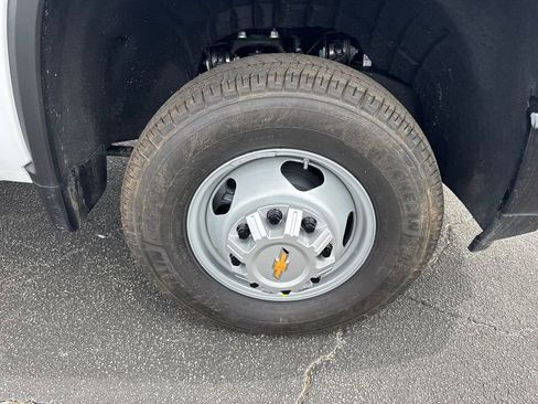New 2026 Chevrolet Silverado 3500 W/T w/ WT Convenience Package AWD/4WD image 13