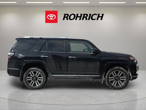 Used 2020 Toyota 4Runner Limited image 5