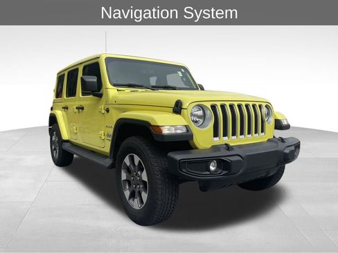 Used 2022 Jeep Wrangler Unlimited Sahara image 3
