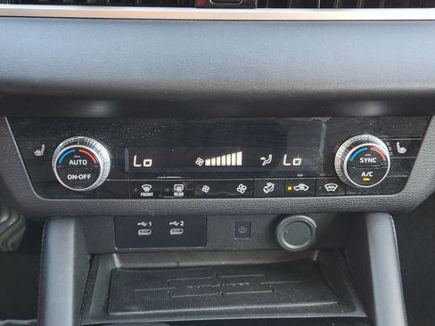 Used 2025 Mitsubishi Outlander SE AWD/4WD image 22