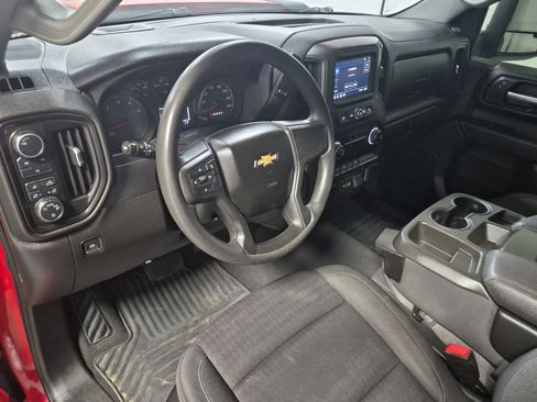 Used 2024 Chevrolet Silverado 2500 Custom w/ Custom Value Package AWD/4WD image 17