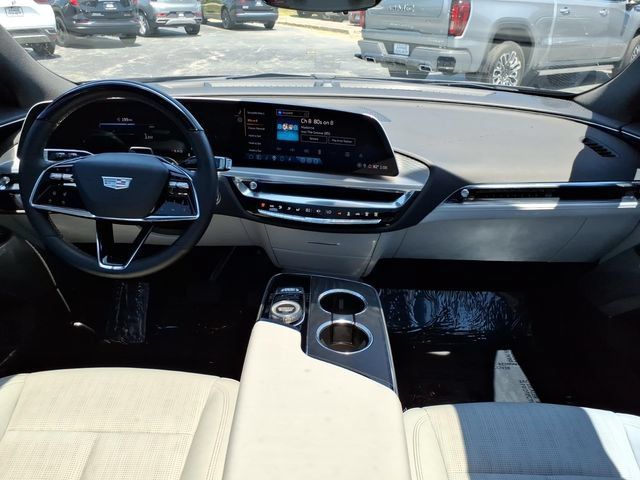 Used 2023 Cadillac Lyriq 2WD image 20