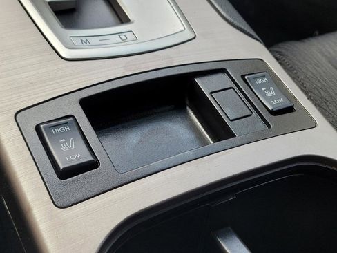 Used 2012 Subaru Outback 2.5i Premium w/ All-Weather Pkg image 18