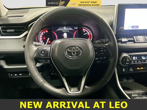 Used 2024 Toyota RAV4 XLE Premium image 11