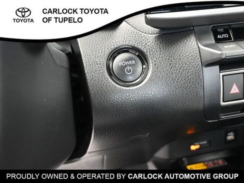 Used 2025 Toyota Camry SE image 15