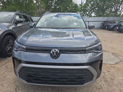 Used 2025 Volkswagen Taos SE AWD/4WD image 7