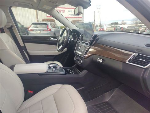 Used 2017 Mercedes-Benz GLS 450 4MATIC image 15