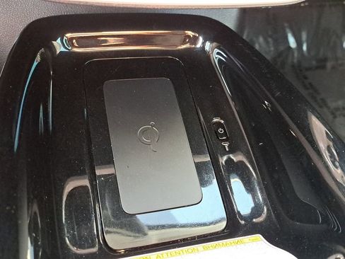 Certified 2018 Toyota Prius Prime Advanced image 25