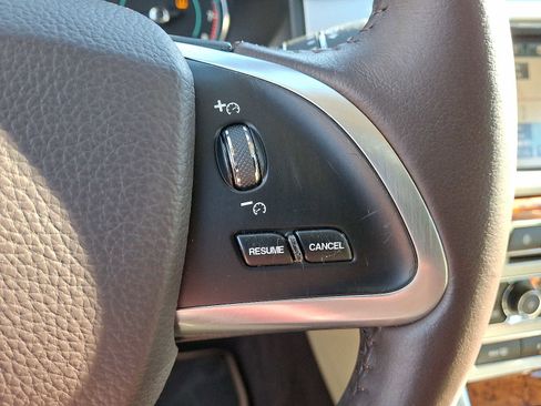 Used 2015 Jaguar XF Portfolio image 24