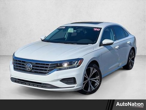 Used 2020 Volkswagen Passat 2.0T SEL image 1