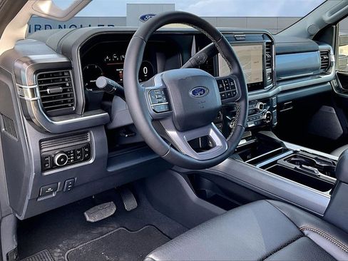 New 2025 Ford F250 Lariat w/ Lariat Ultimate Package image 8
