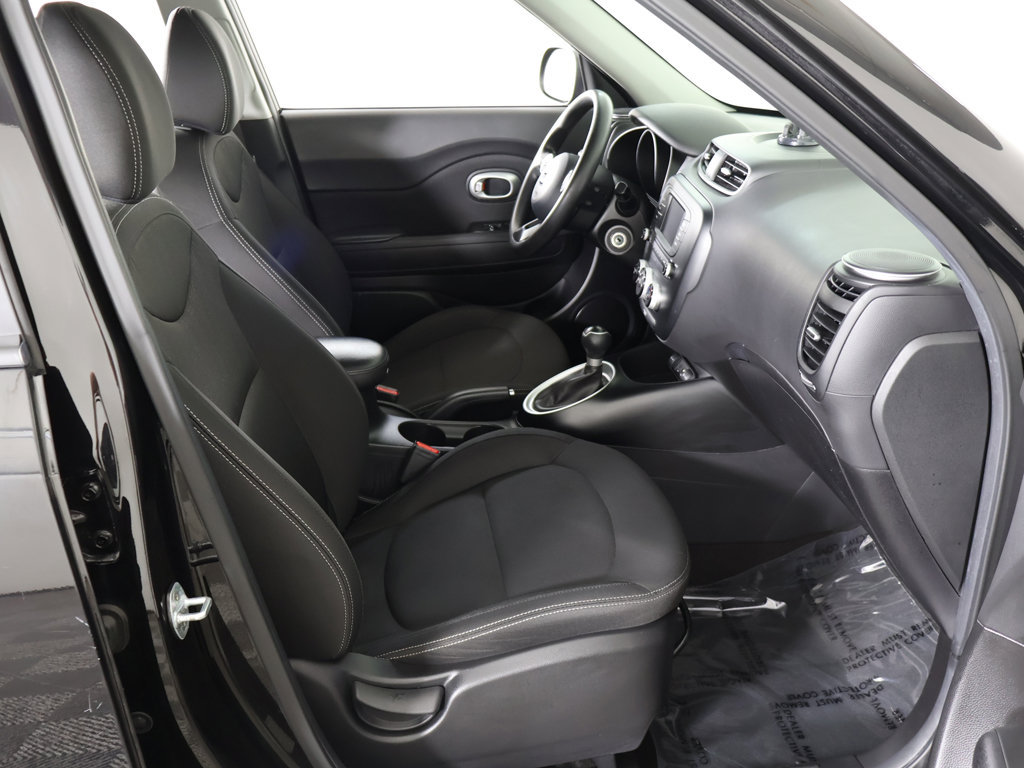Used 2018 Kia Soul FWD image 24