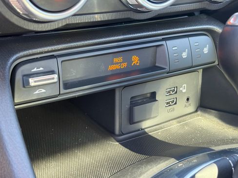 Used 2023 MAZDA MX-5 Miata Grand Touring RWD image 25