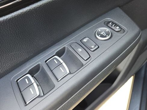 Used 2023 Honda CR-V Sport Touring image 9