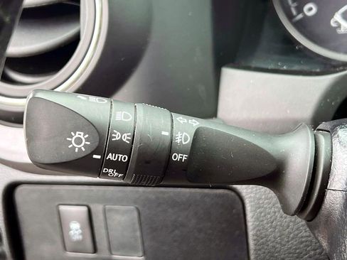 Used 2021 Toyota Tacoma TRD Off-Road image 22